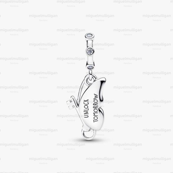 Pandora Winged Dangle Charm - Picture 2 of 6